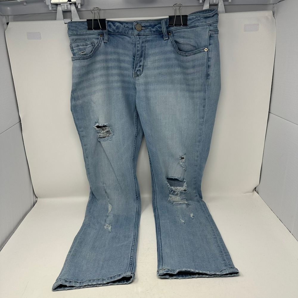 BKE Jeans Women 30 Light Blue Stella Slim Fit Low Rise Distressed ABK2127 Denim